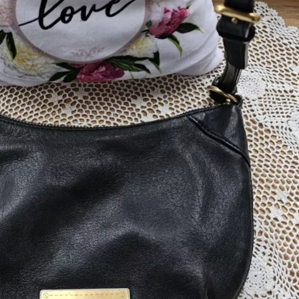 Marc Jacob's Crossbody Black Two Tone Hardware purse - Picture 11 of 16